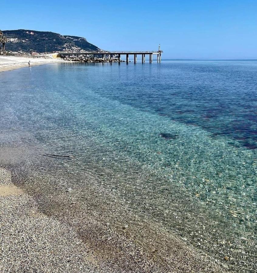 Apartmán Abelia 4 Pietra Ligure Exteriér fotografie